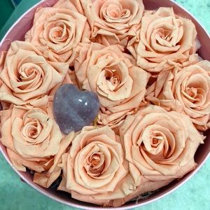 💜💜travel sized amethyst heart palmstone 💜💜